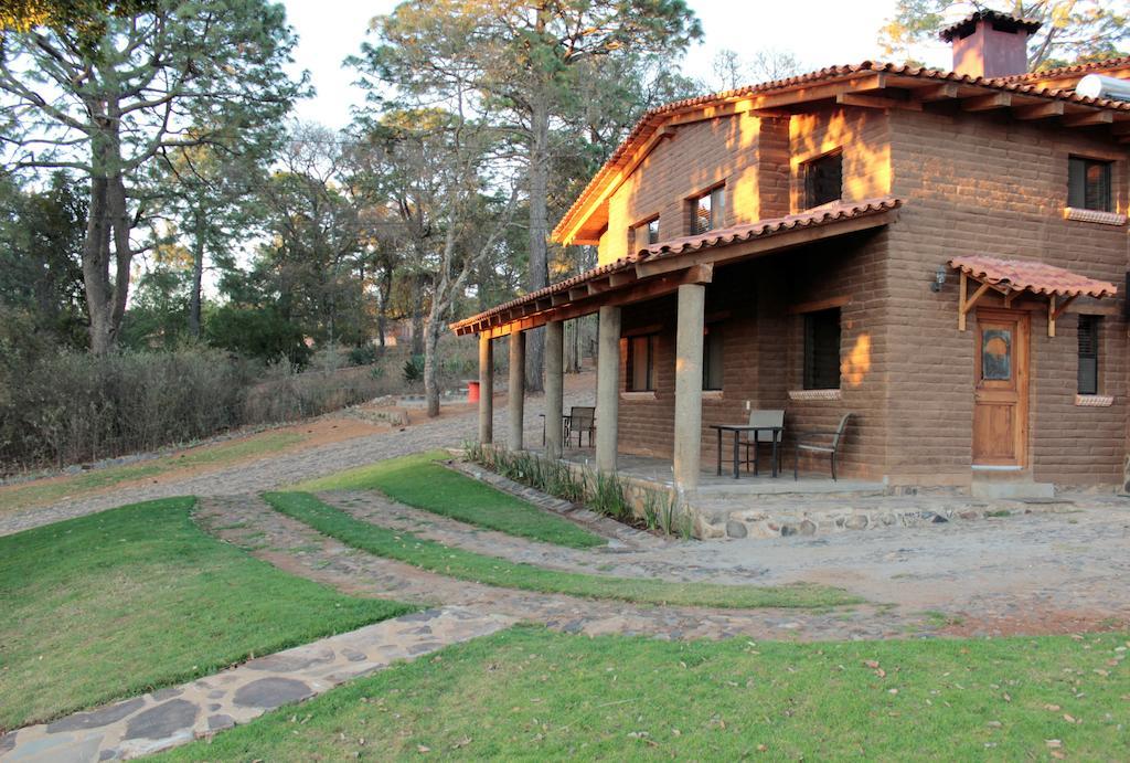 Cabanas El Roble Vila Tapalpa Quarto foto